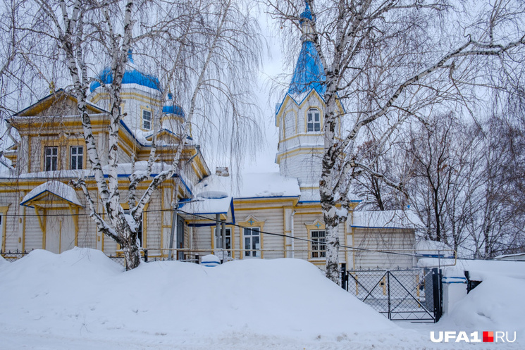 Крестовоздвиженский храм