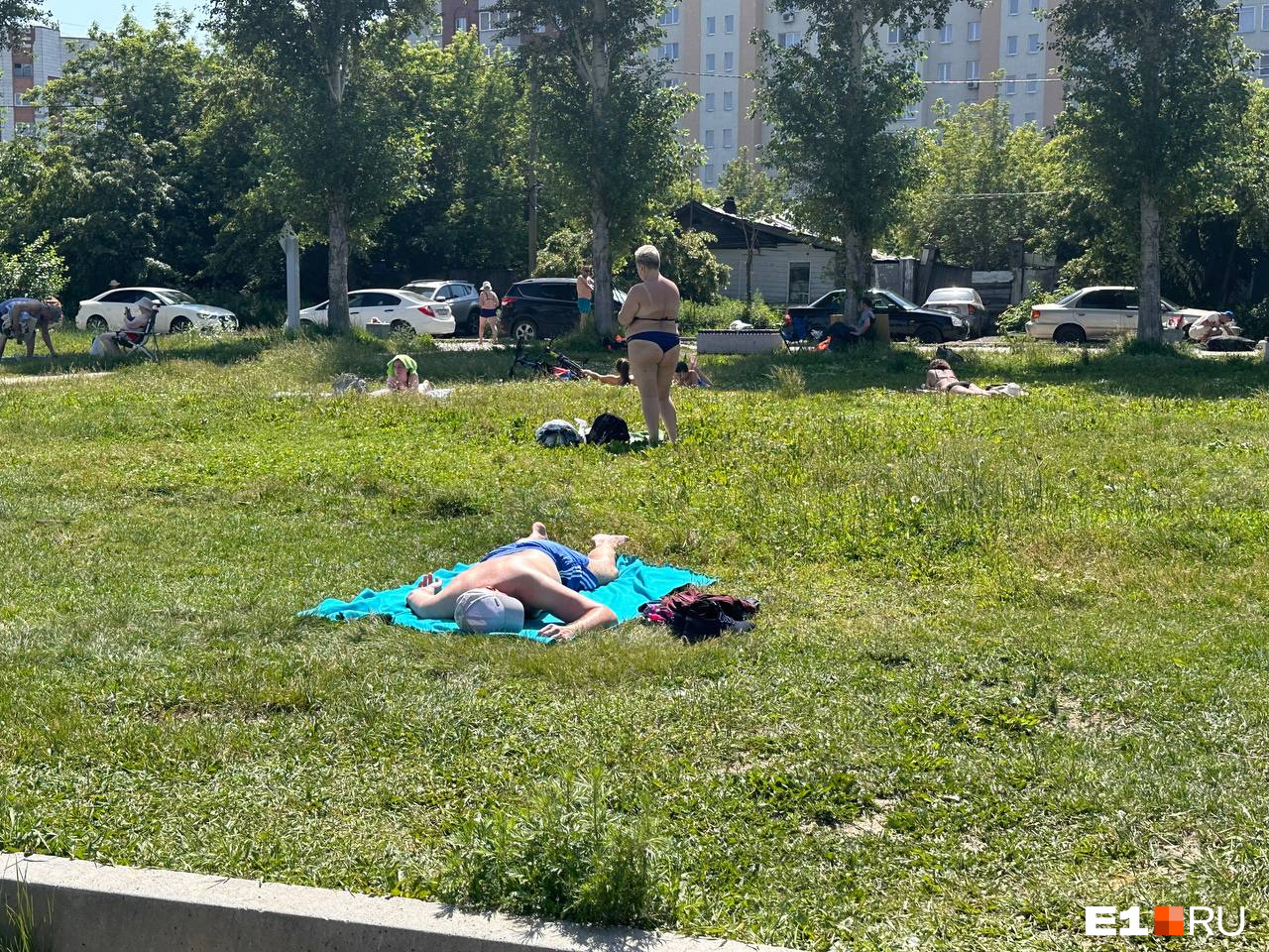 В Екатеринбурге адское пекло: онлайн о раскаленном городе