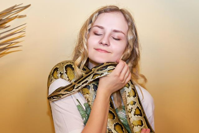 Видео секса животных со змеями великолепны