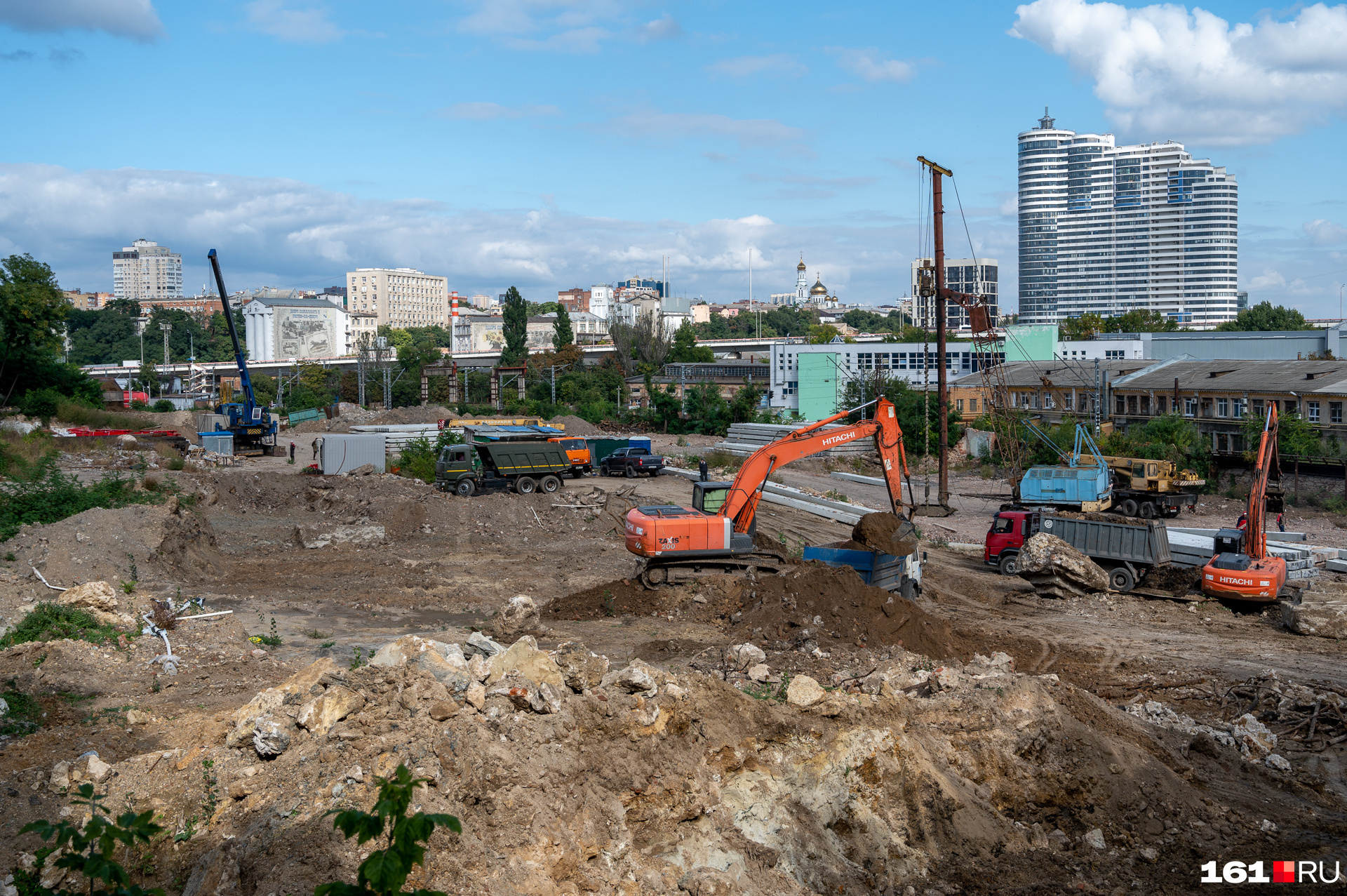 Недвижимость в ростове на дону. Люди на стройке фото. Города под Ростовом на Дону. Районы Ростов 2022. Фотографии Краснодара 2022.