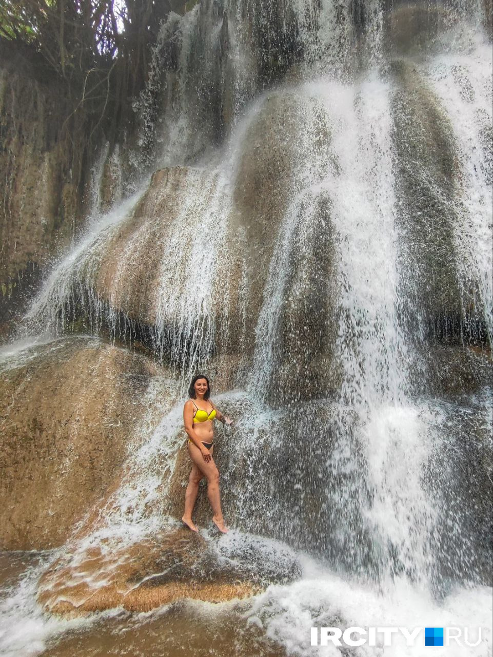 В тайских водопадах можно спокойно купаться