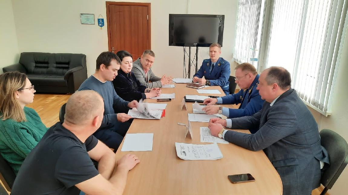 Пострадавшие грузоперевозчики на личном приеме у зауральского прокурора Андрея Назарова 27 ноября