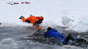Тело жителя Челябинска достали со дна озера Комкуль. Он был четвертым утонувшим рыбаком