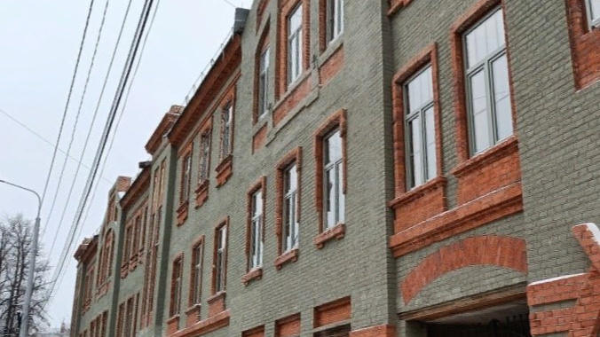 В здании бывшей поликлиники на Пермской могут открыть ресторан и коворкинг