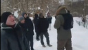 «Мы тебя найдем и обязательно накажем»: группа мужчин пришла во двор к участнику драки с бойцом СВО в Челябинске