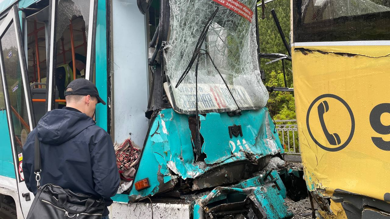 ДТП с двумя трамваями в Кузбассе стало смертельным