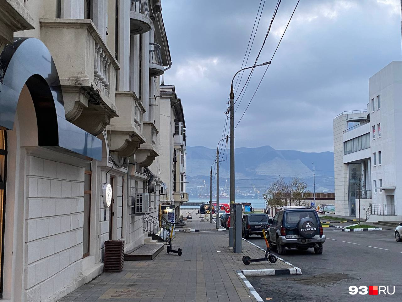 В этом городе находится один из крупнейших портов страны В этом городе находится один из крупнейших портов страны