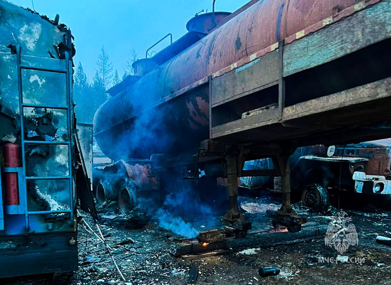 Из-за выброса газа в Якутии начался пожар, пострадали люди