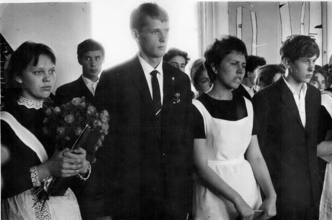 Кемерово. Школа № 62. Выпуск 1965-го. Из фотоальбома Г. Кроль Кемерово. Школа № 62. Выпуск 1965-го. Из фотоальбома Г. Кроль