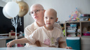 «Тебя рак за почку укусил, а меня — за грудь»: челябинцы собрали 30 миллионов для онкобольных мамы и дочки