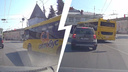 «Очуметь, ведь даже не на мигающий»: в центре Ярославля автобус пронесся на красный. Видео