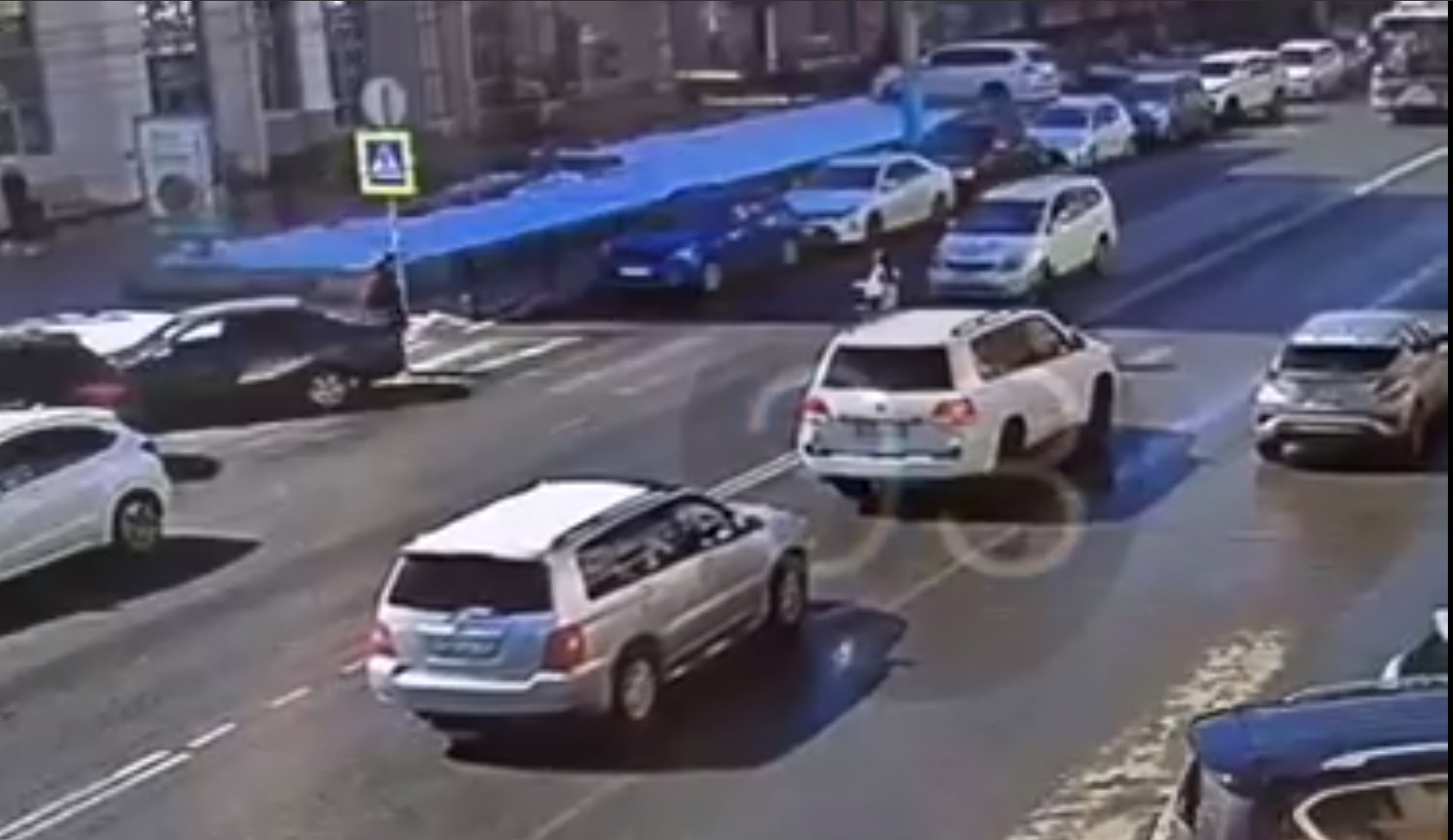 Полиция проверит водителя, который сбил на Ленина в Чите беременную