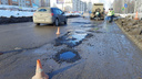 «Грозят повреждением автомобилей»: в мэрии Ярославля обещали залатать ямы на дорогах, но не все