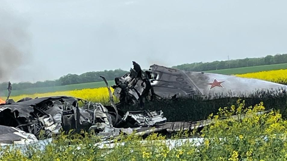 Крушение военного самолета на Ставрополье: коротко обо всём, что известно к этому часу