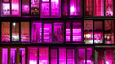 Не вебкам и не притон: рассказываем, почему окна в Нижнем светятся загадочным фиолетовым цветом