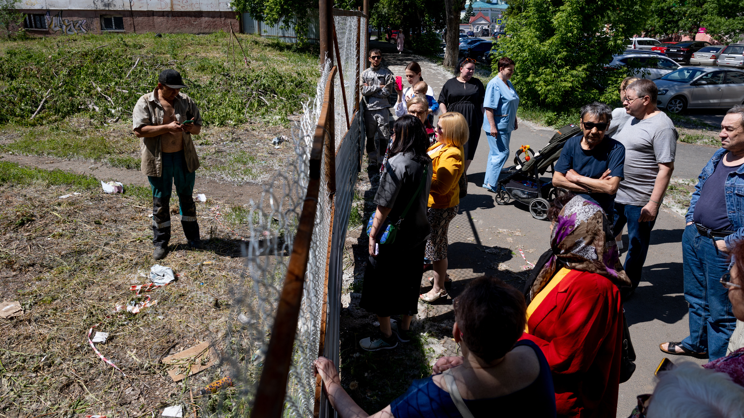 «С 1971 года это была детская площадка»: жители центра Челябинска восстали против застройки двора