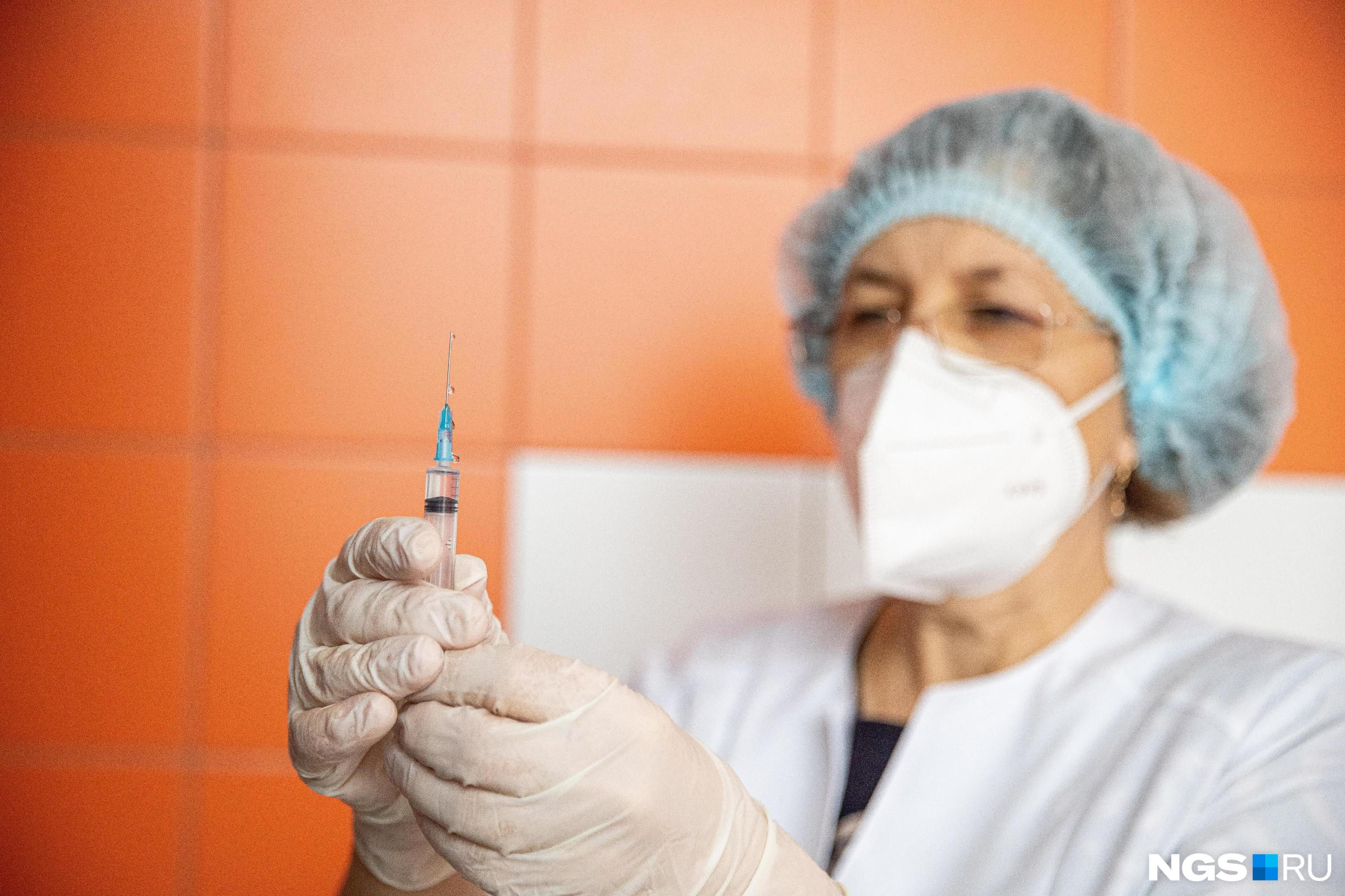 Вакцины от клещевого энцефалита не осталось в поликлиниках Читы