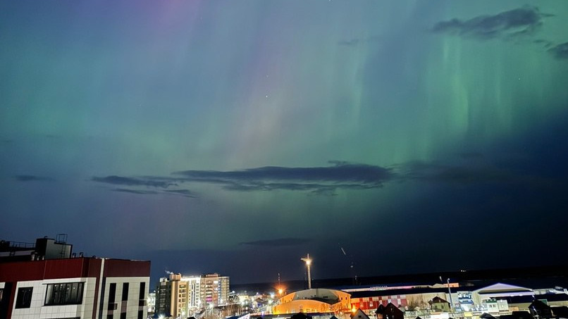 Жители Югры наблюдали северное сияние. Собрали 15 самых красивых фото