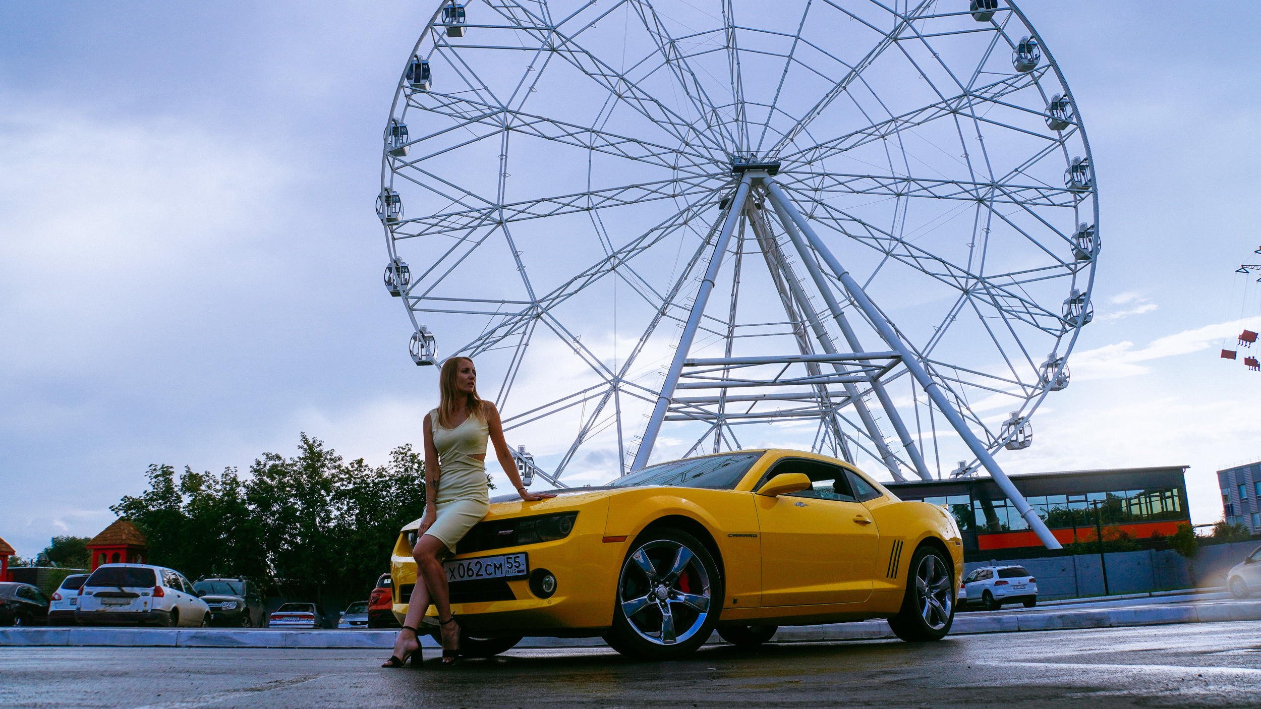 Таких в Омске всего две: катаемся на желтой Chevrolet Camaro, которую выставили на продажу за 2 миллиона
