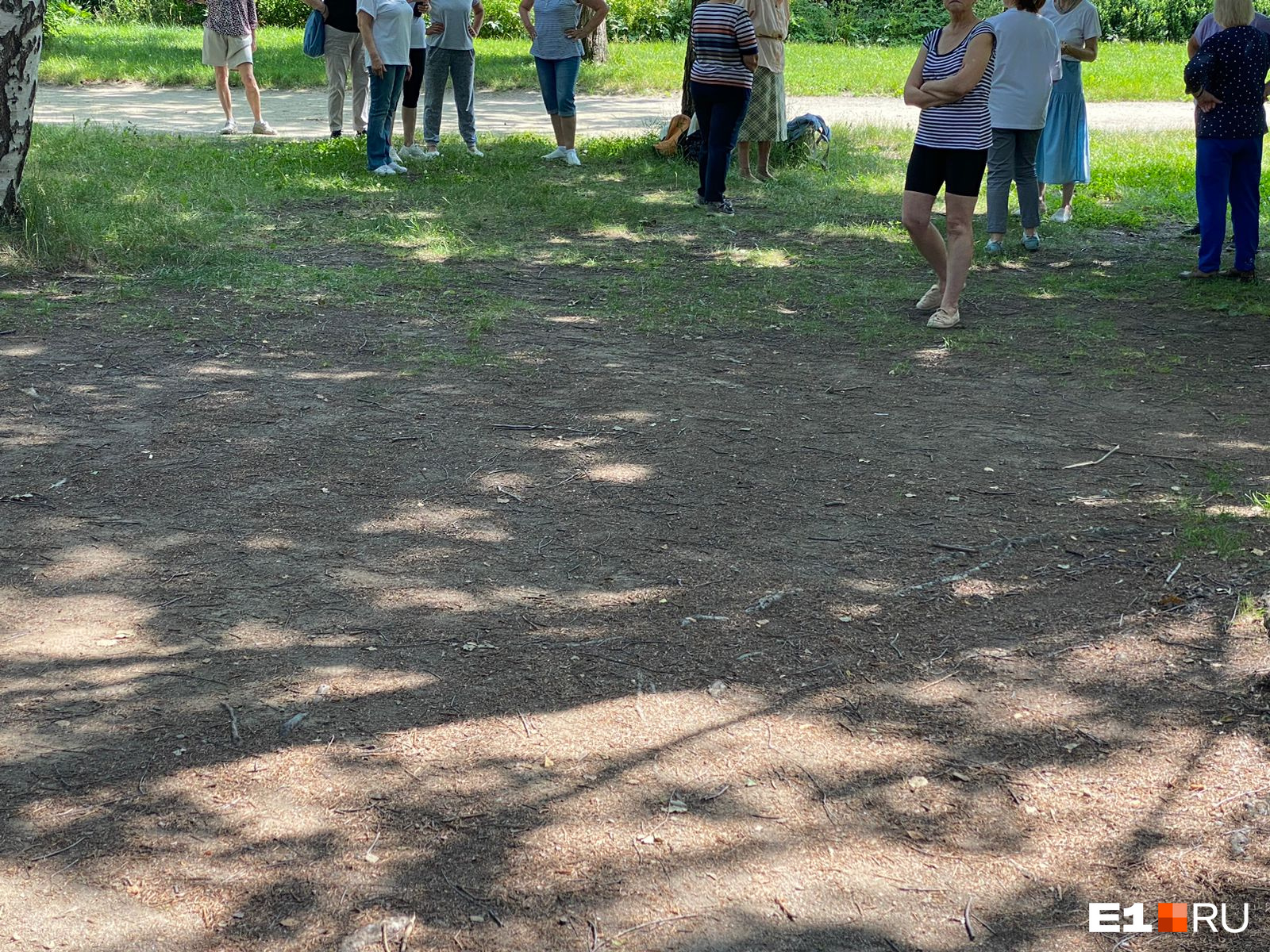 «Возмутительный беспредел!» В Екатеринбурге пенсионерок со скандалом выгнали из парка из-за танцев