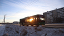 «Бабушке пришлось бежать до следующей остановки»: в Северодвинске ребенка зажало в дверях автобуса