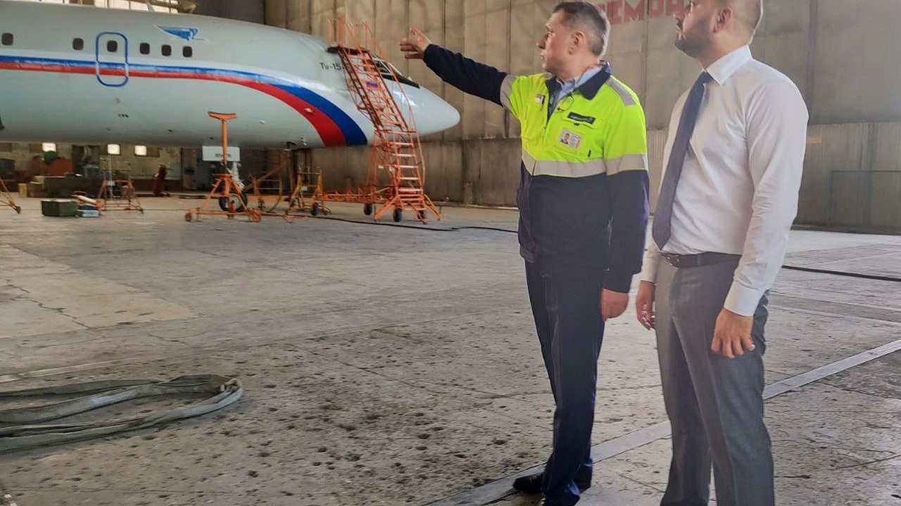 Врио губернатора Самарской области побывал на заводе «Авиакор». И вот что он увидел
