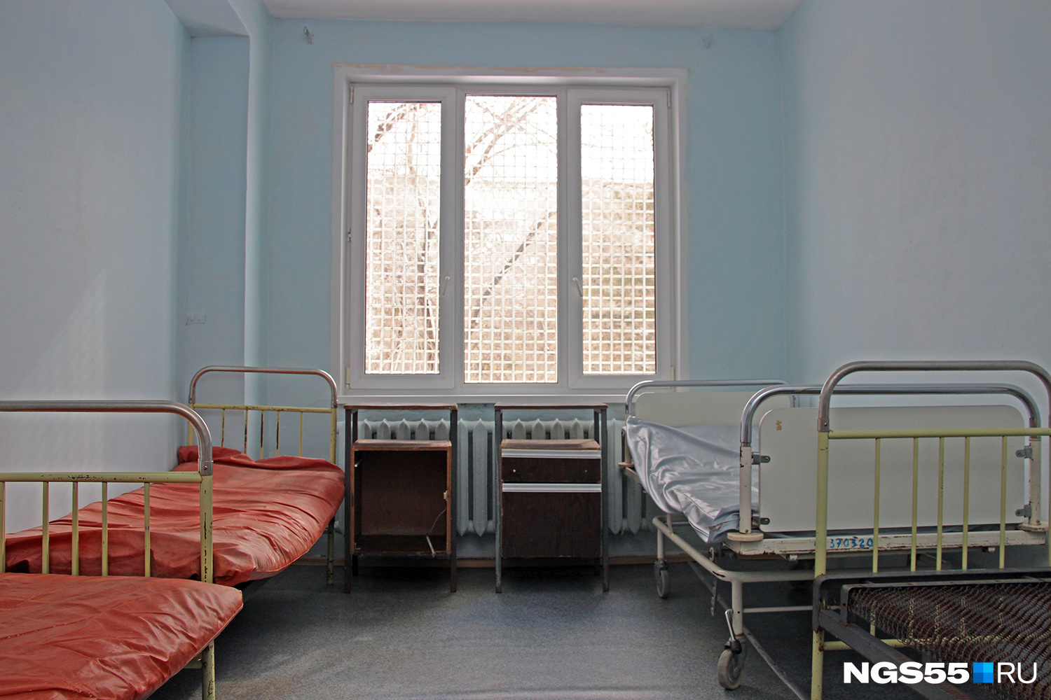 В Омске частную клинику, чьи пациенты попали в реанимацию, лишили лицензии