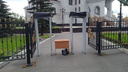 У Михаило-Архангельского собора выставили рамки металлоискателя: что там сегодня будет