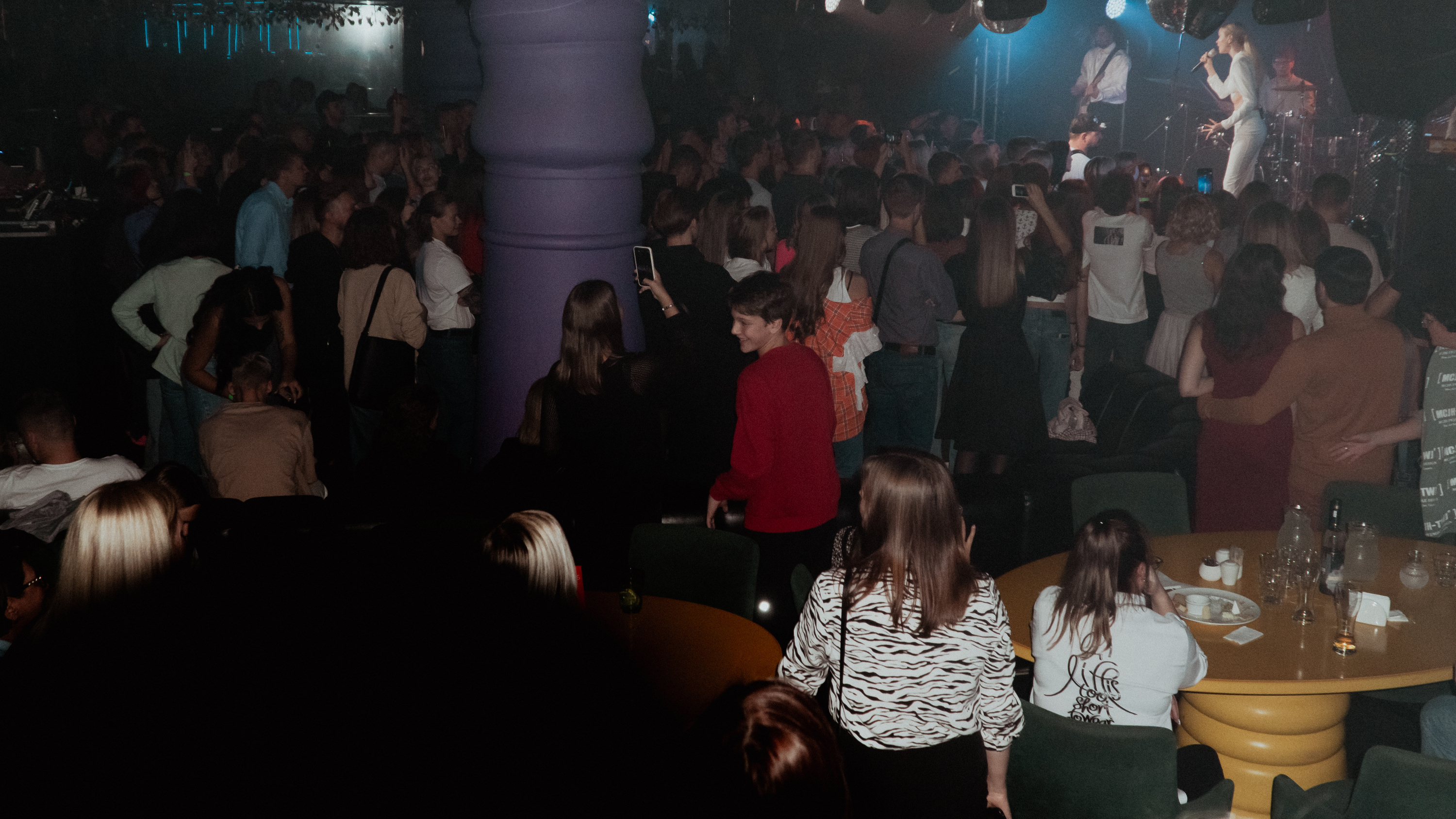 Популярный красноярский бар Mods продают. Какая судьба у ночного клуба и концертной площадки