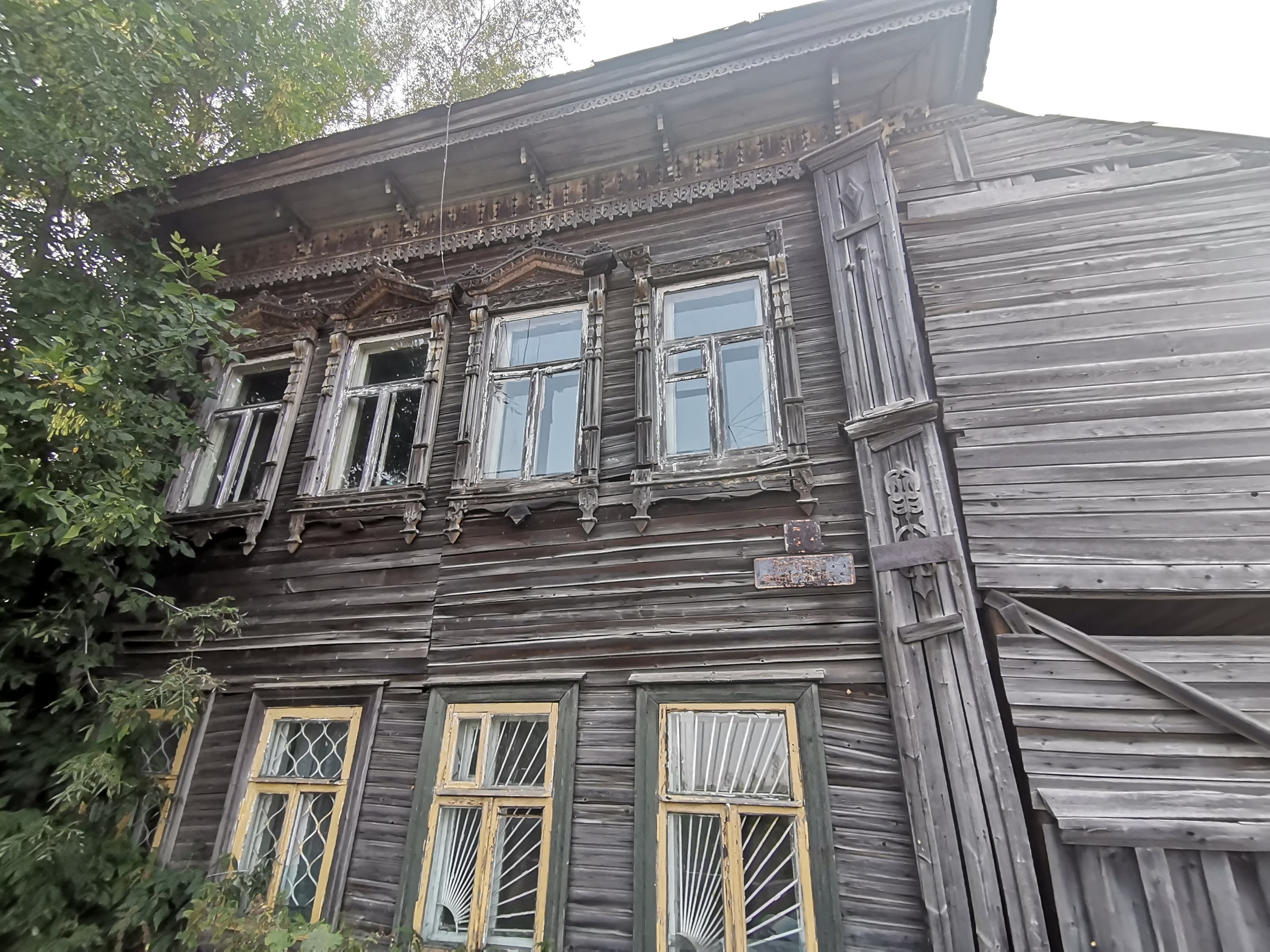 Купили бы такой за 3,7 миллиона рублей? Купили бы такой за 3,7 миллиона рублей?