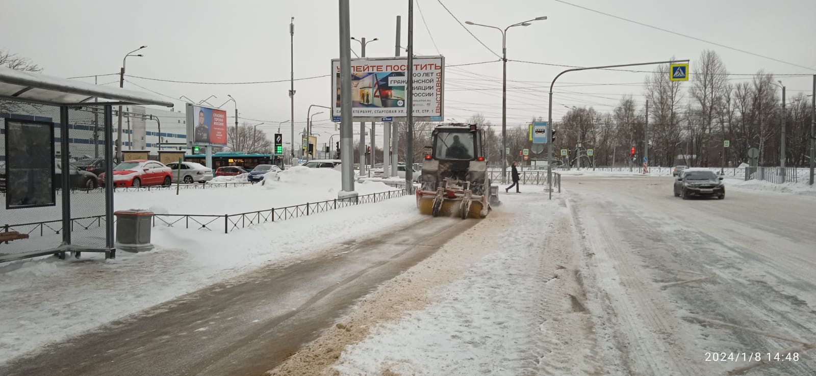 В Петербурге ждут усиления ветра, а дорожники готовятся к плюсу