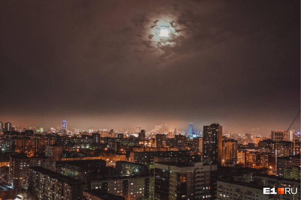 Город тысячи огней! 15 фото, которые заставят вас заново влюбиться в Екатеринбург