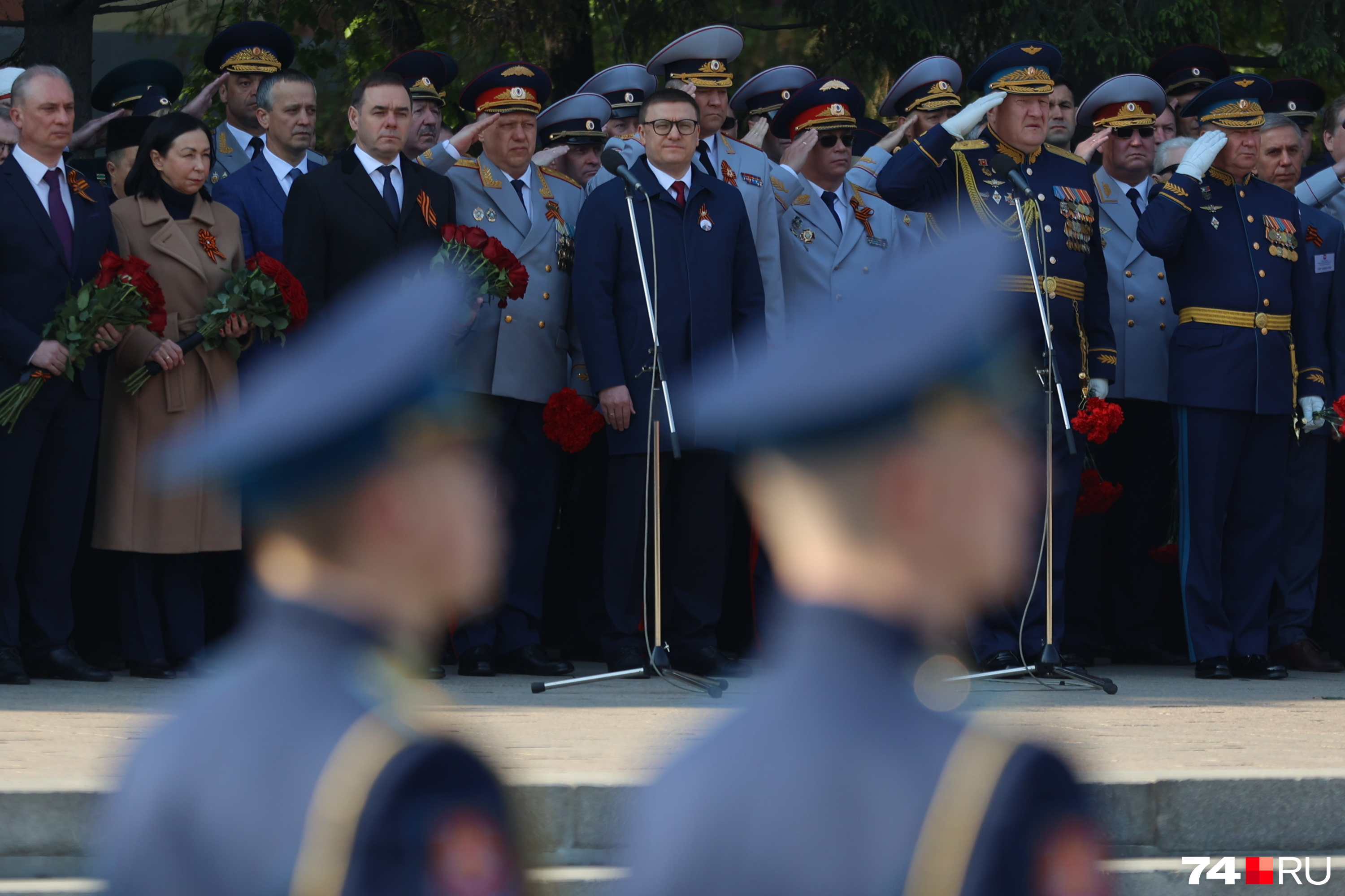 Парад Победы 9 мая Челябинск. Парад Челябинск 2023. Ветераны у вечного огня. Трансляция парада Победы.