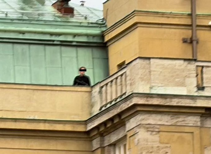 В центре Праги произошла стрельба в Карловом университете. Есть погибшие и раненые