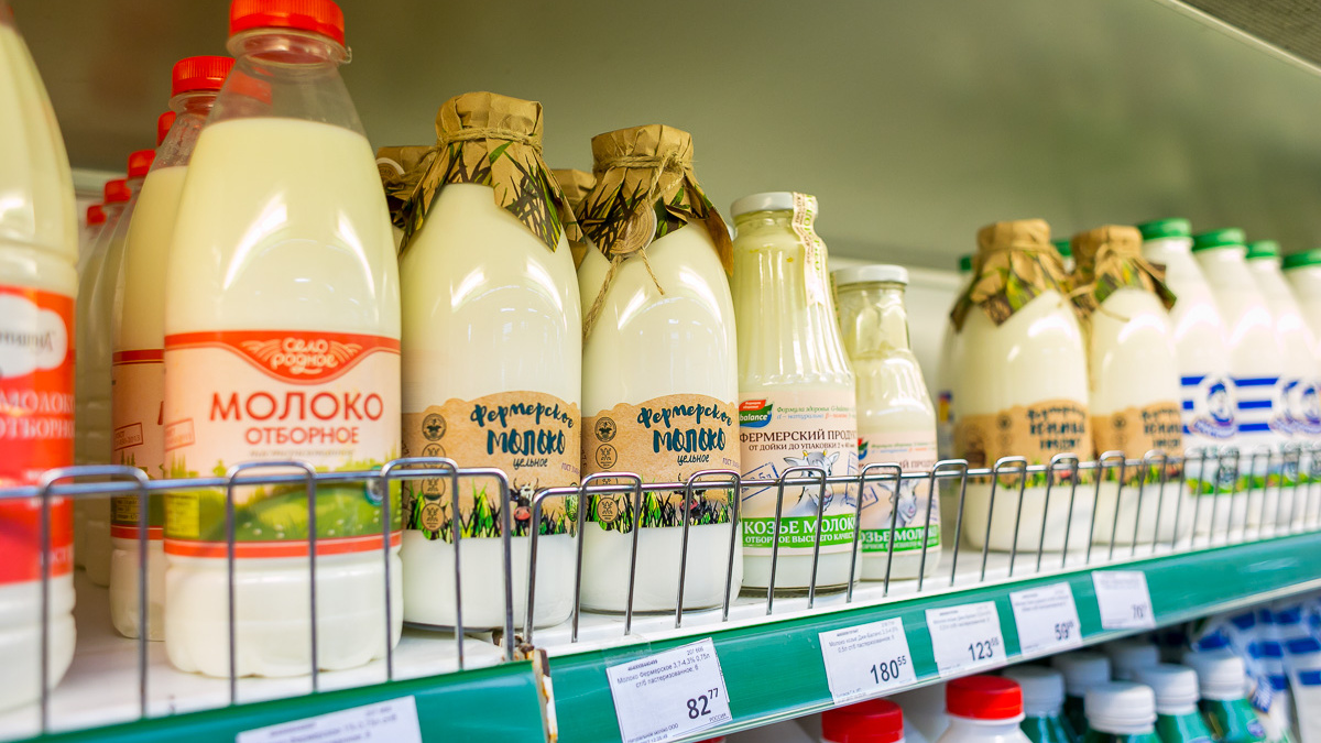 В красноярских магазинах нашли опасное молоко с нарушениями. Шесть из 10 образцов пить нельзя
